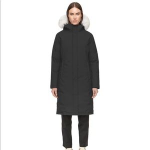 Quartz Co. 
Fermont Jacket - Women's- size s